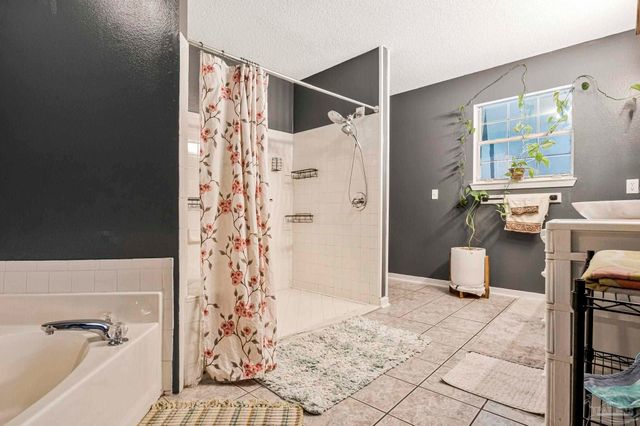 7240 Mier Henry Rd, Pensacola, FL 32506
