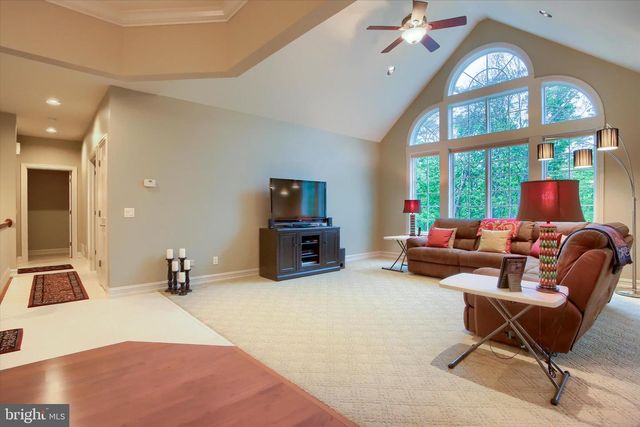416 MEHAFFIE LN, Harrisburg, PA 17112