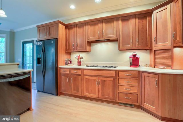 416 MEHAFFIE LN, Harrisburg, PA 17112