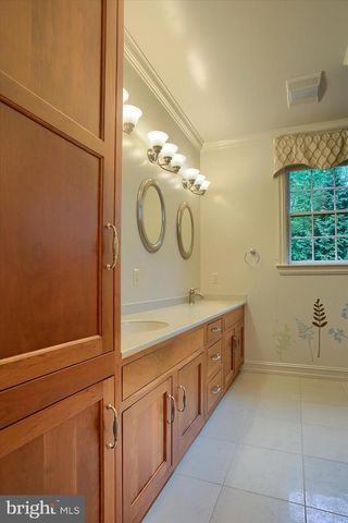 416 MEHAFFIE LN, Harrisburg, PA 17112