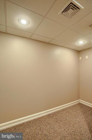 416 MEHAFFIE LN, Harrisburg, PA 17112