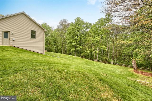 416 MEHAFFIE LN, Harrisburg, PA 17112