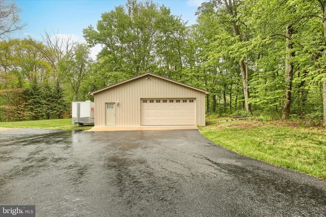 416 MEHAFFIE LN, Harrisburg, PA 17112