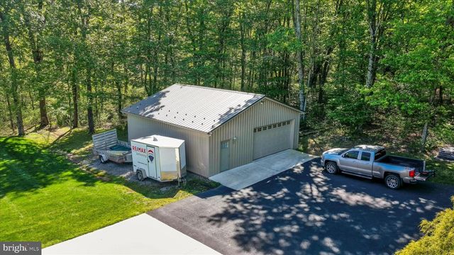 416 MEHAFFIE LN, Harrisburg, PA 17112