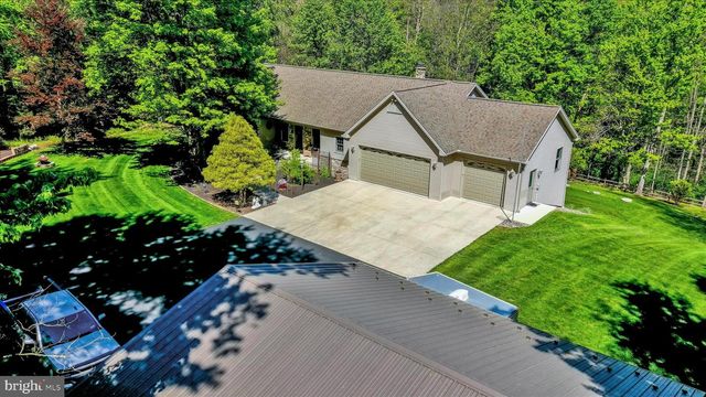 416 MEHAFFIE LN, Harrisburg, PA 17112