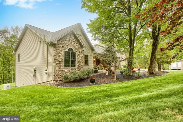 416 MEHAFFIE LN, Harrisburg, PA 17112