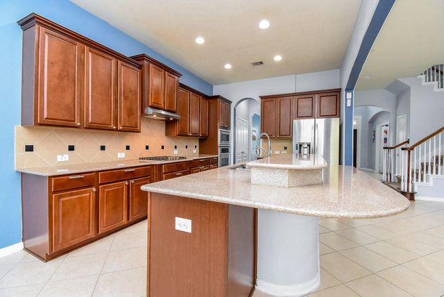 6811 Bannon Trail, Sugar Land, TX 77479
