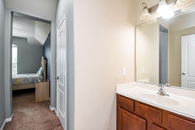 6811 Bannon Trail, Sugar Land, TX 77479