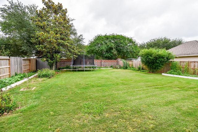 6811 Bannon Trail, Sugar Land, TX 77479