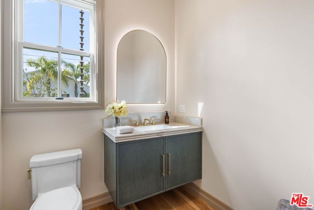 4912 Beeman Avenue, Valley Village, CA 91607