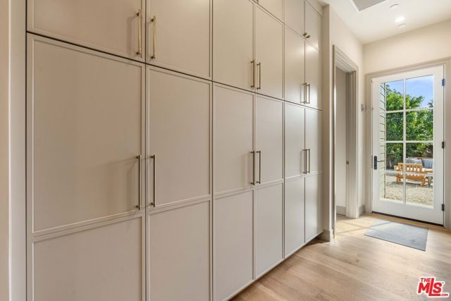 4912 Beeman Avenue, Valley Village, CA 91607