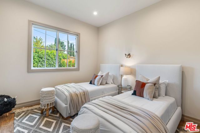 4912 Beeman Avenue, Valley Village, CA 91607