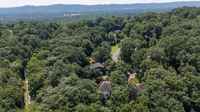 1003 Woodfern Trail, Hixson, TN 37343