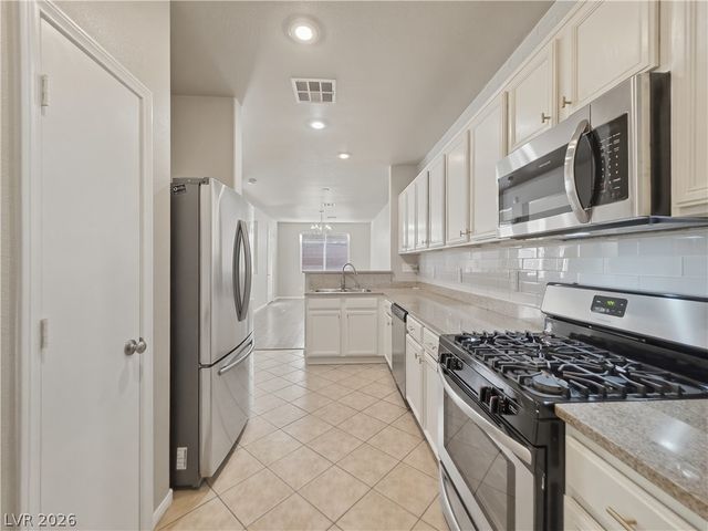 9305 Gold Dove Court, Las Vegas, NV 89178