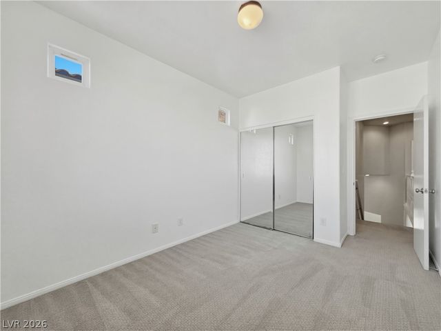9305 Gold Dove Court, Las Vegas, NV 89178