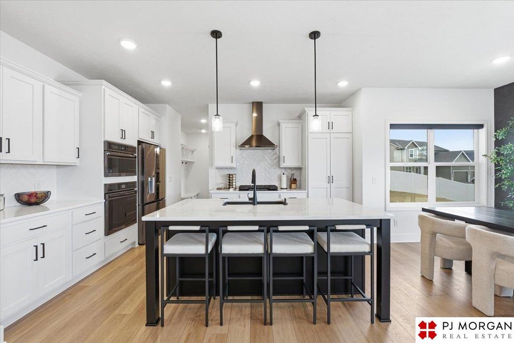 11908 S 110 Street, Papillion, NE 68046