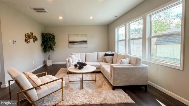 38 SHERWOOD LN, Willingboro, NJ 08046