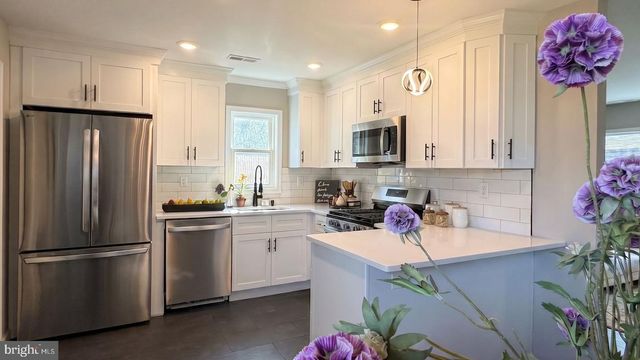 38 SHERWOOD LN, Willingboro, NJ 08046