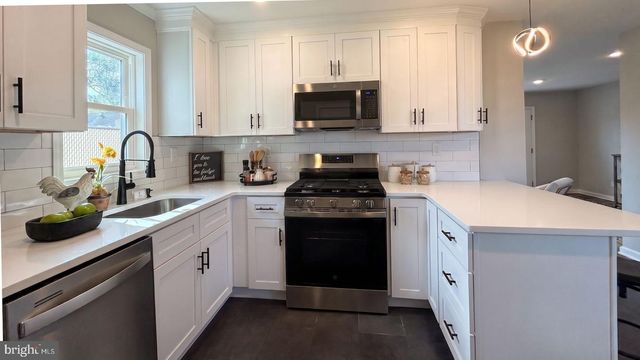 38 SHERWOOD LN, Willingboro, NJ 08046