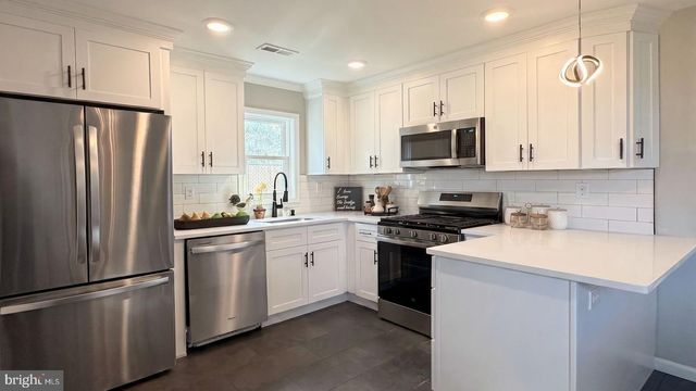 38 SHERWOOD LN, Willingboro, NJ 08046