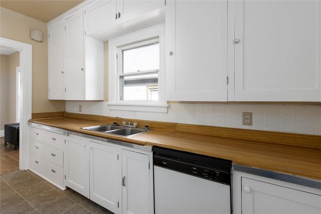 30 Lewis Avenue, Billings, MT 59101