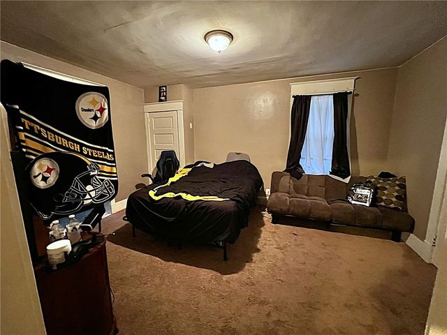 498 Elm Road, Ambridge, PA 15003