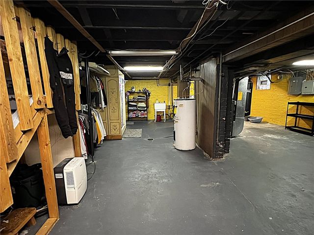 498 Elm Road, Ambridge, PA 15003