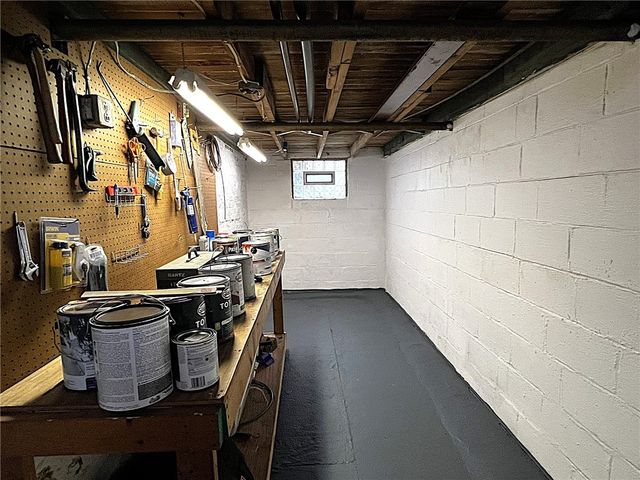 498 Elm Road, Ambridge, PA 15003