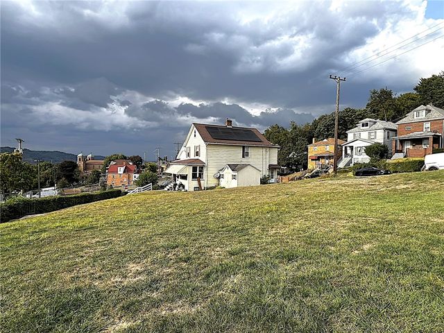 498 Elm Road, Ambridge, PA 15003