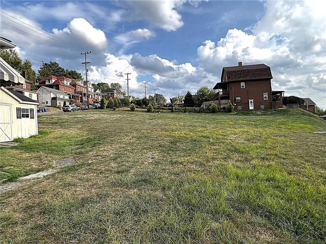 498 Elm Road, Ambridge, PA 15003