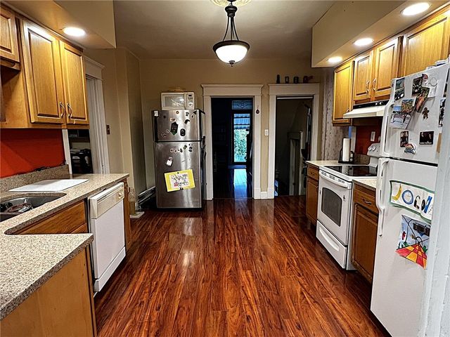 498 Elm Road, Ambridge, PA 15003