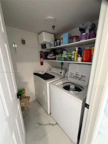 7290 Kinghurst Dr 306, Delray Beach, FL 33446