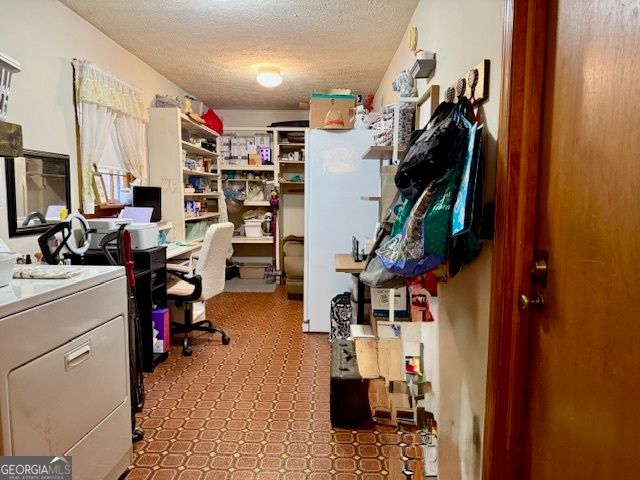 17 Chattahoochee Drive, Hogansville, GA 30230