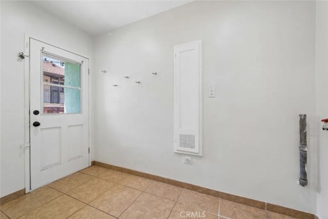 449 W Elm Avenue, Burbank, CA 91506