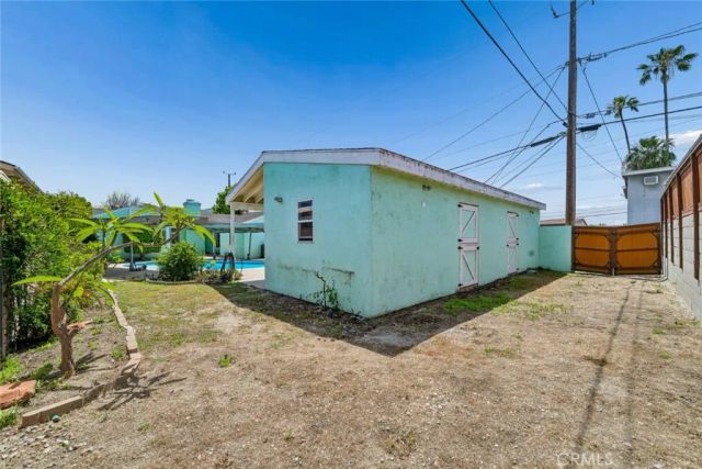 449 W Elm Avenue, Burbank, CA 91506