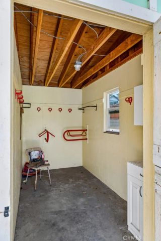 449 W Elm Avenue, Burbank, CA 91506