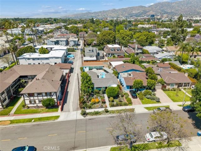 449 W Elm Avenue, Burbank, CA 91506