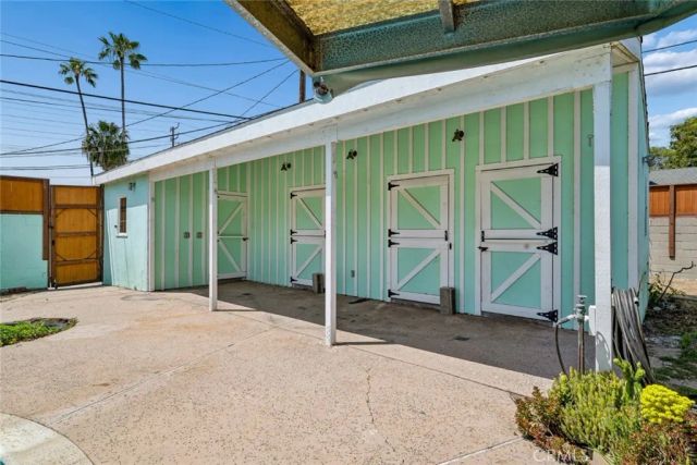 449 W Elm Avenue, Burbank, CA 91506