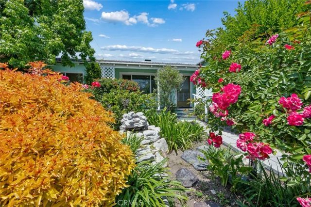 449 W Elm Avenue, Burbank, CA 91506