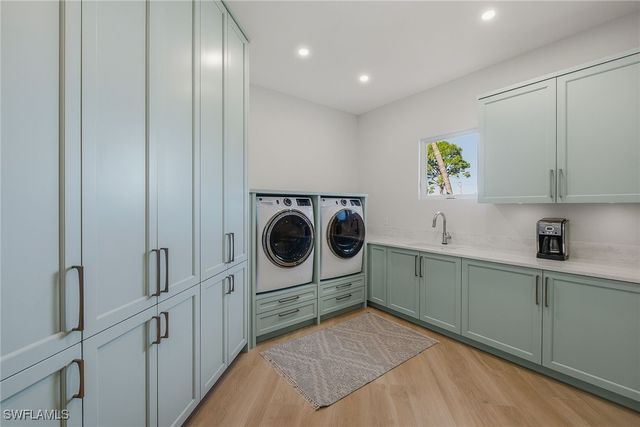 535 Inlet DR, Marco Island, FL 34145