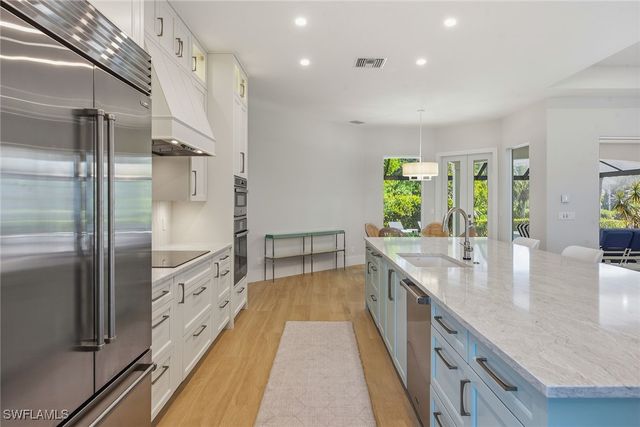 535 Inlet DR, Marco Island, FL 34145