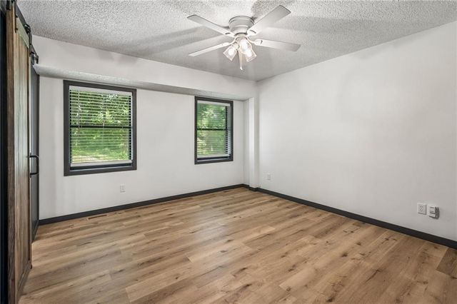 6708 N Broadway Street, Kansas City, MO 64118