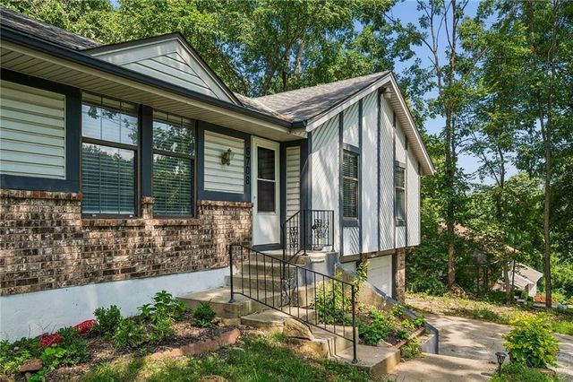6708 N Broadway Street, Kansas City, MO 64118
