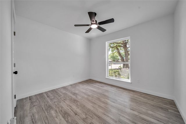 3901 Glengate Drive, Arlington, TX 76016