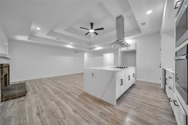 3901 Glengate Drive, Arlington, TX 76016