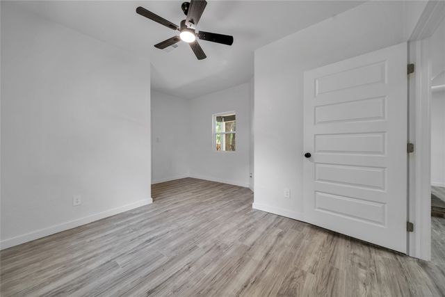 3901 Glengate Drive, Arlington, TX 76016