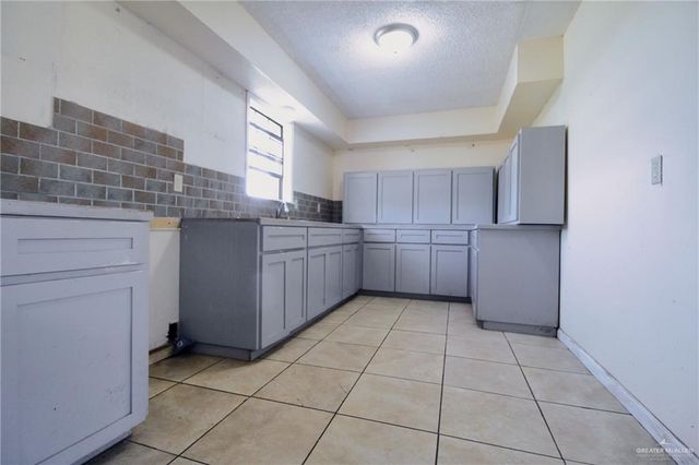 28099 Nelson Road, San Benito, TX 78586