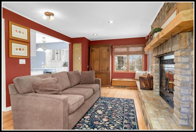 15125 Glen Oak Street, Minnetonka, MN 55345