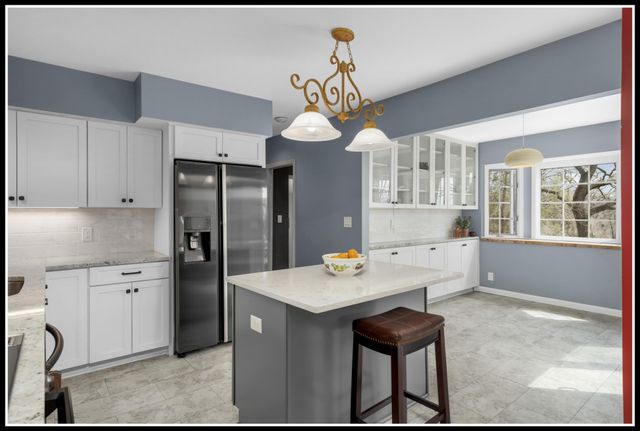 15125 Glen Oak Street, Minnetonka, MN 55345