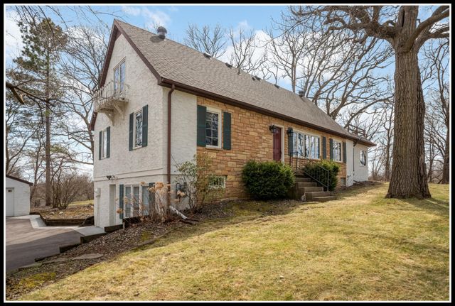 15125 Glen Oak Street, Minnetonka, MN 55345